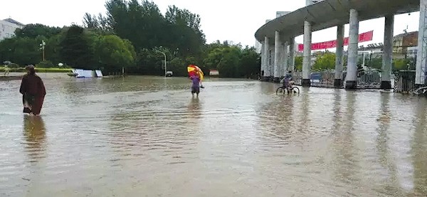 山東大暴雨，羅德移動泵車隨時待命